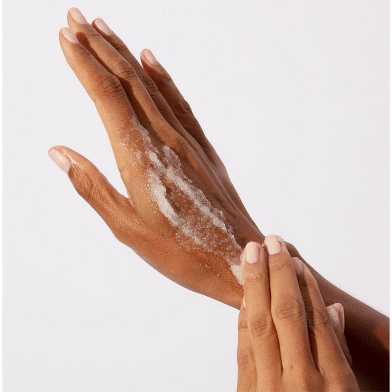 올바른 바디 스크럽을 선택하고 샤워 젤과 완벽한 조합을 달성하는 방법